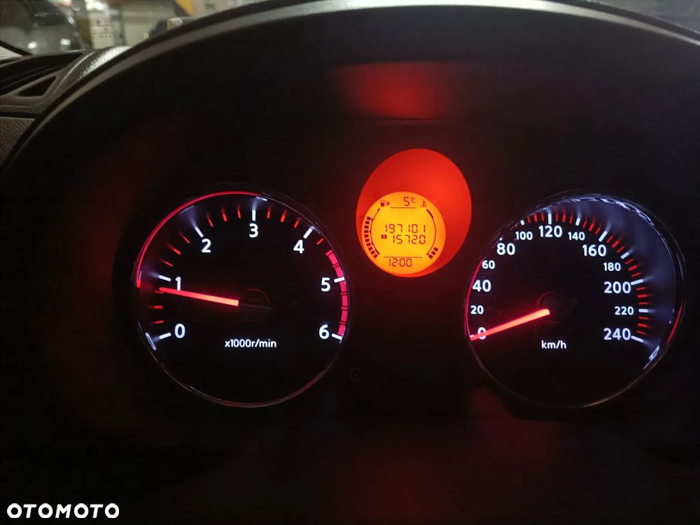 Nissan X-Trail 2.0 dCi SE - 4