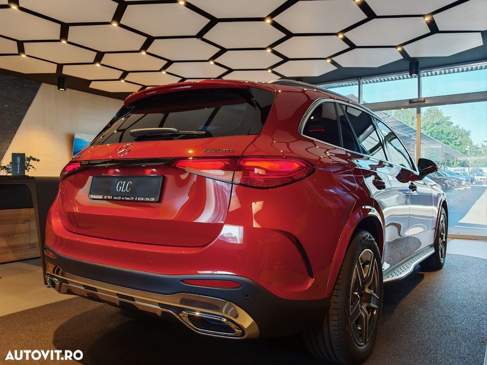 Mercedes-Benz GLC 220 d 4MATIC MHEV - 12