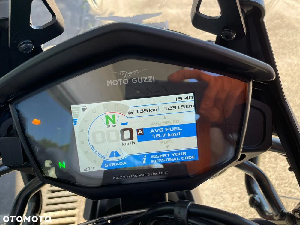 Moto Guzzi V85 - 7