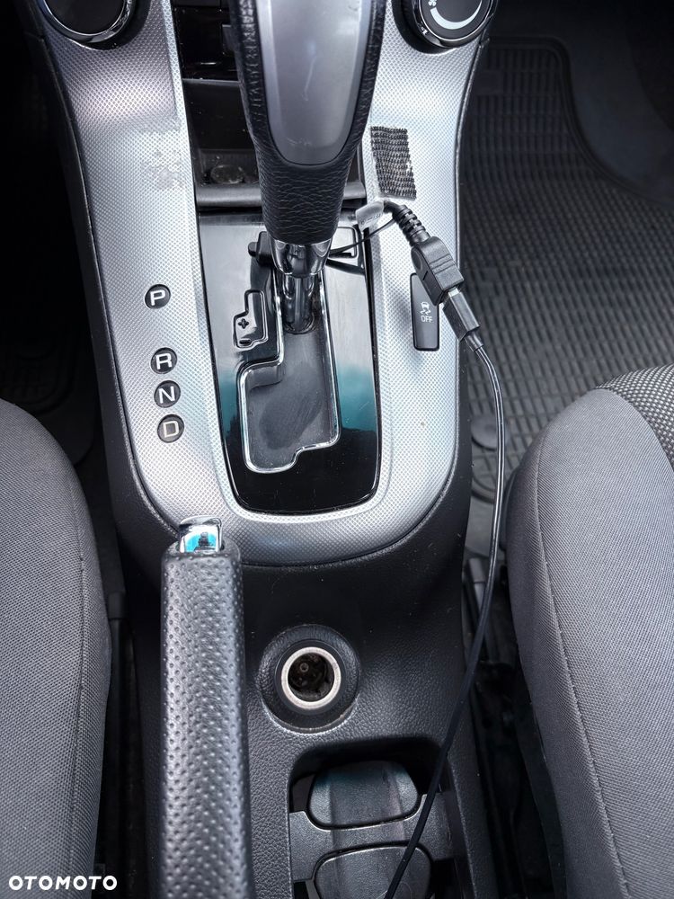 Chevrolet Cruze 1.8 LTZ+ - 18