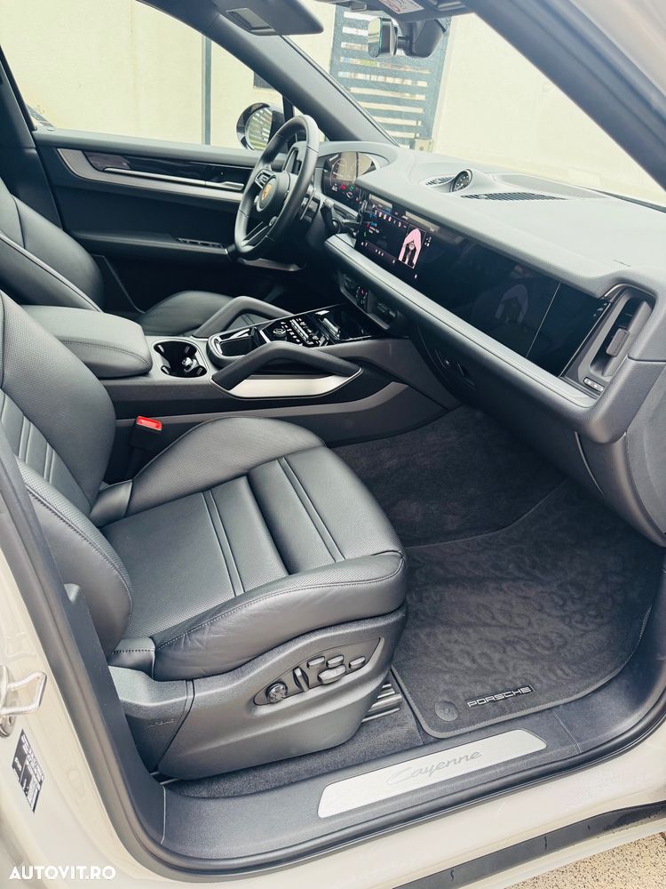 Porsche Cayenne E-Hybrid - 10