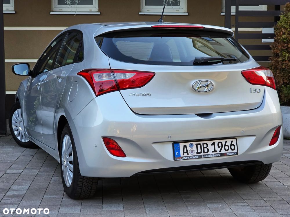 Hyundai i30 1.4 Comfort - 3