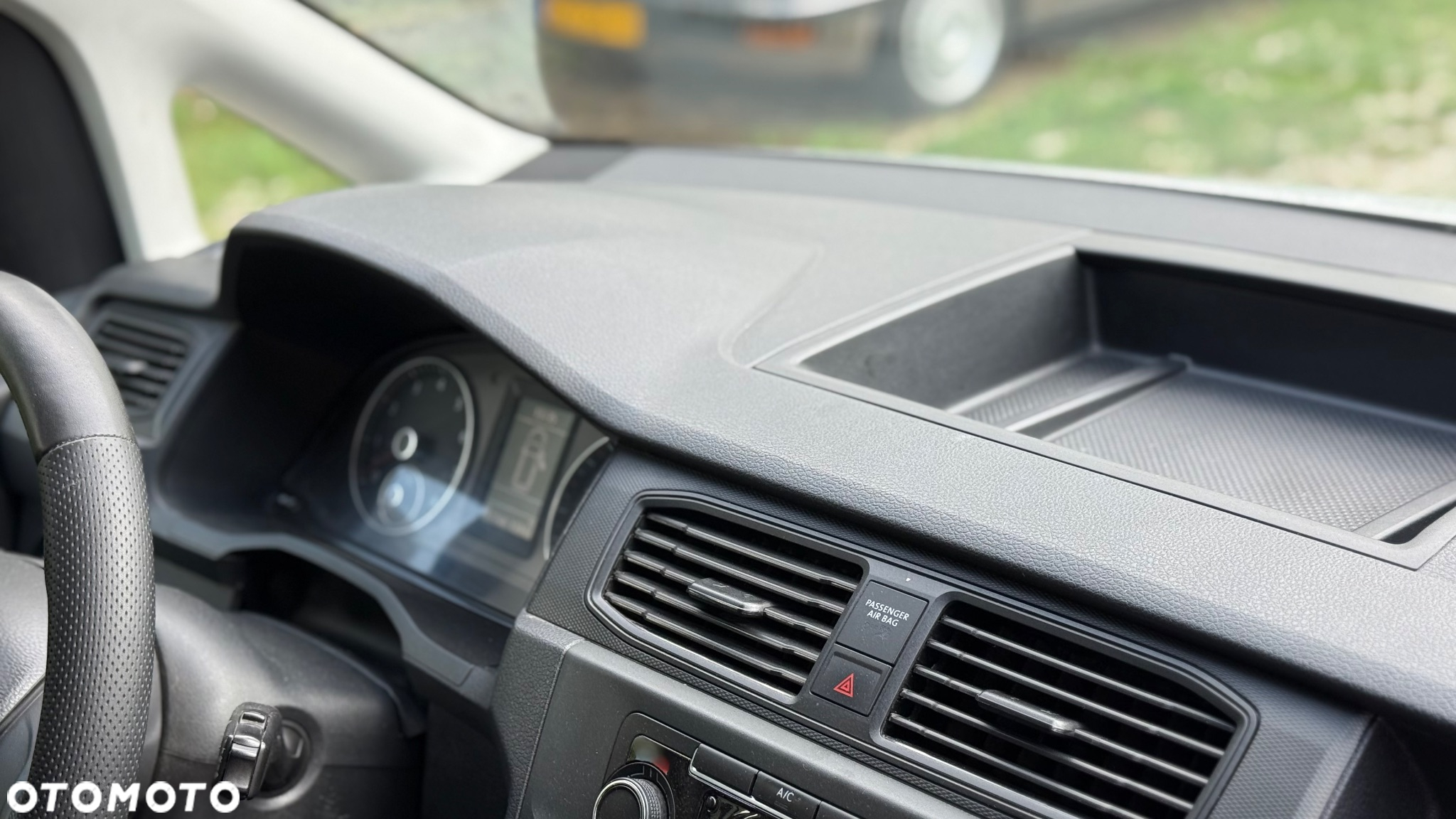 Volkswagen Caddy - 22