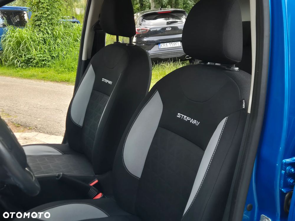 Dacia Sandero Stepway TCe 90 (S&S) Celebration - 24