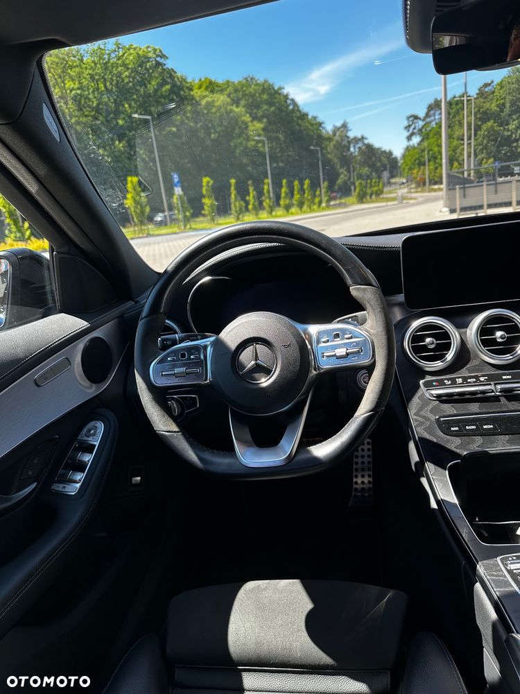 Mercedes-Benz Klasa C 220 d 9G-TRONIC - 13