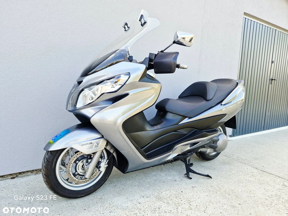 Suzuki Burgman - 9