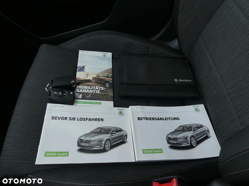 Skoda Superb 2.0 TDI Active - 21