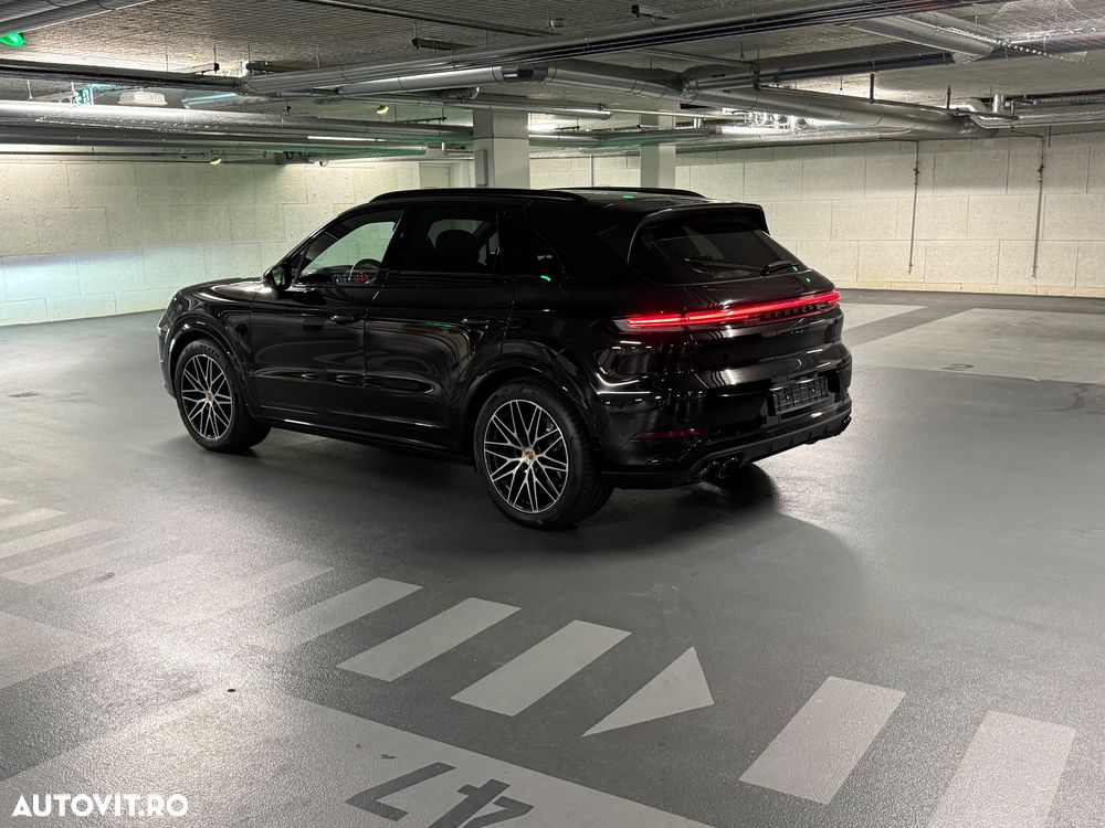 Porsche Cayenne Black Edition - 13