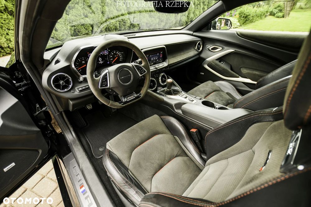 Chevrolet Camaro - 10