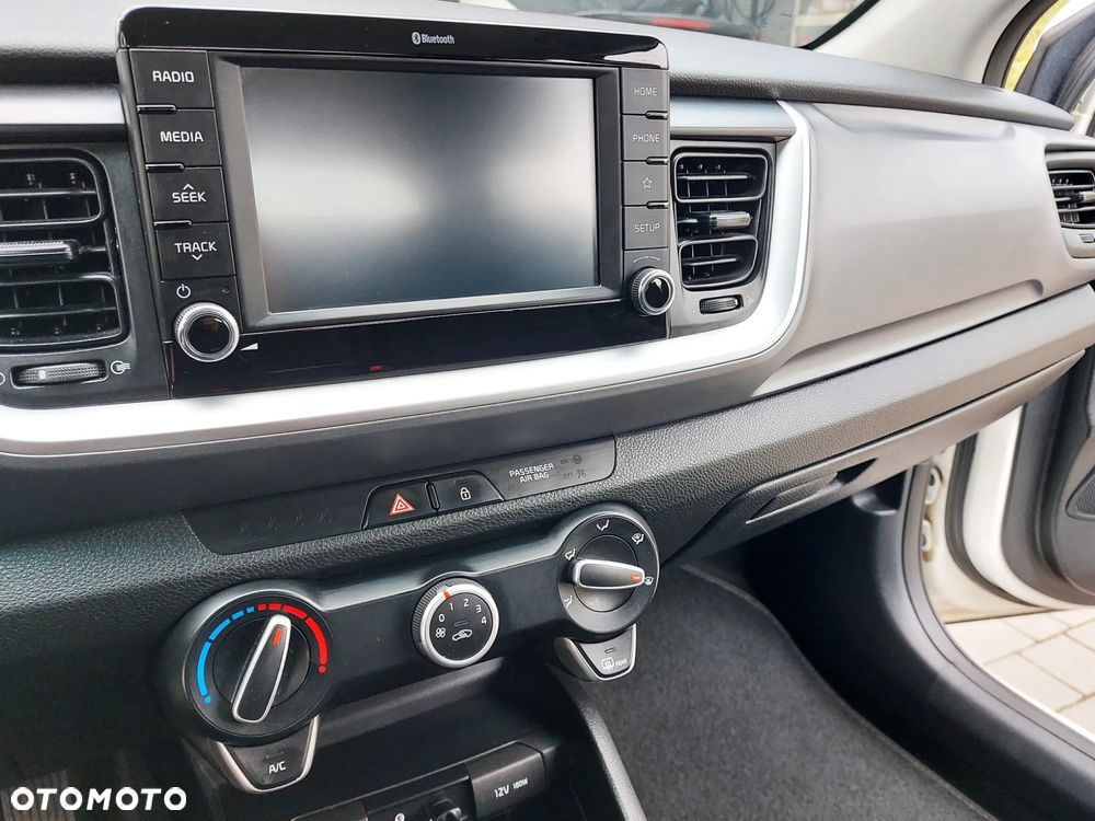 Kia Stonic - 16