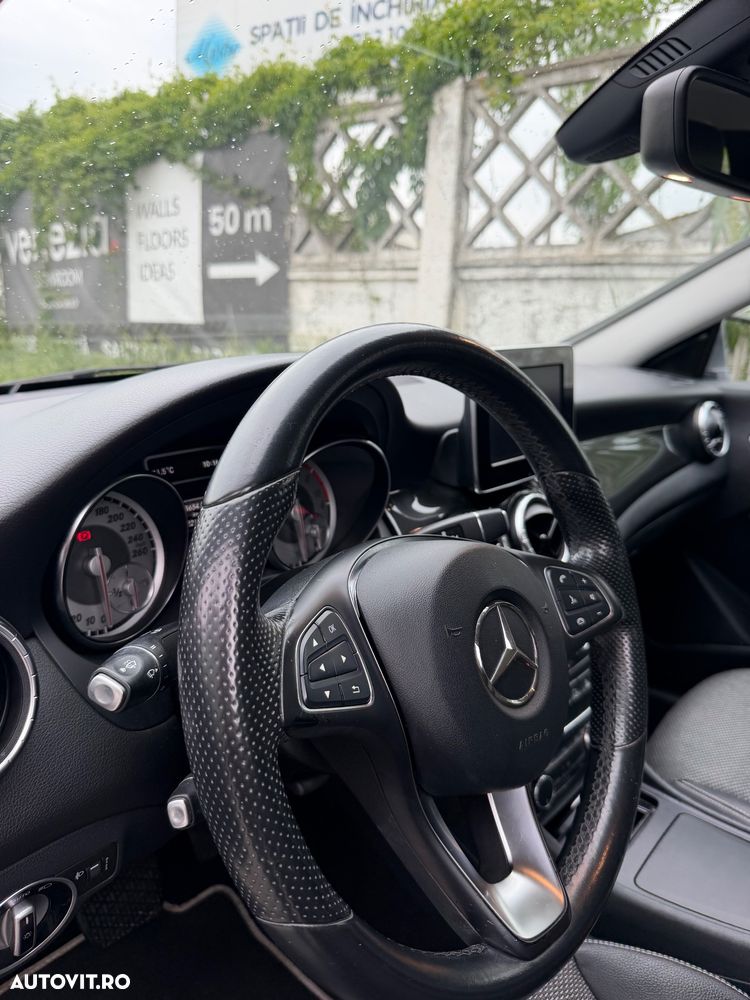 Mercedes-Benz CLA 220 d Aut. - 4