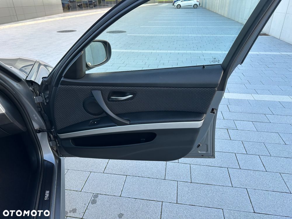 BMW Seria 3 320d Eff.Dynamics - 15