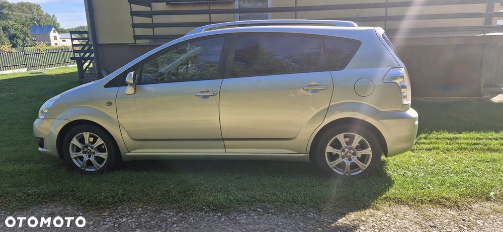 Toyota Corolla Verso 2.2 D-4D Gold + 7os - 7