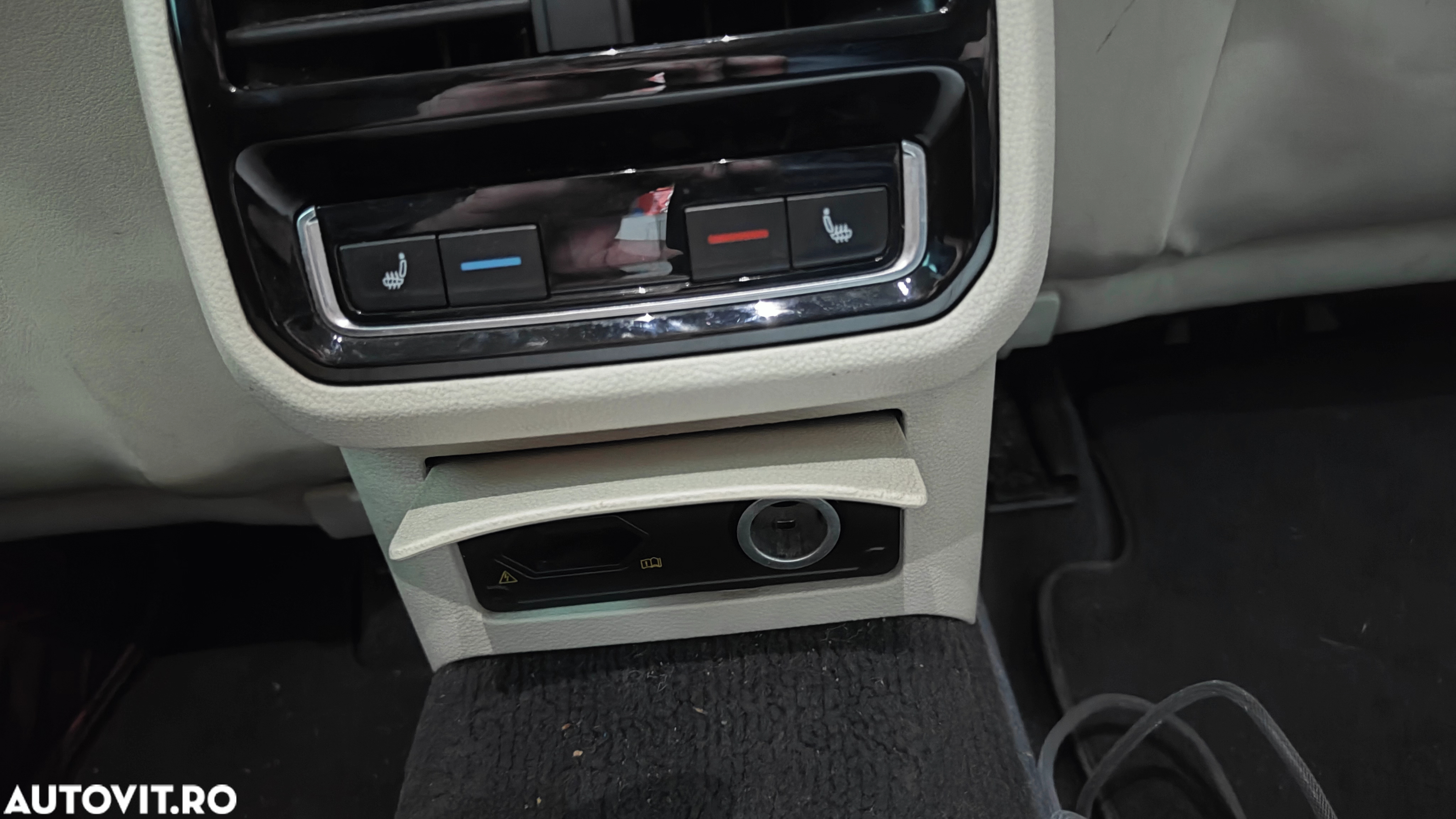 Volkswagen Passat Variant 2.0 TDI DSG Highline - 7