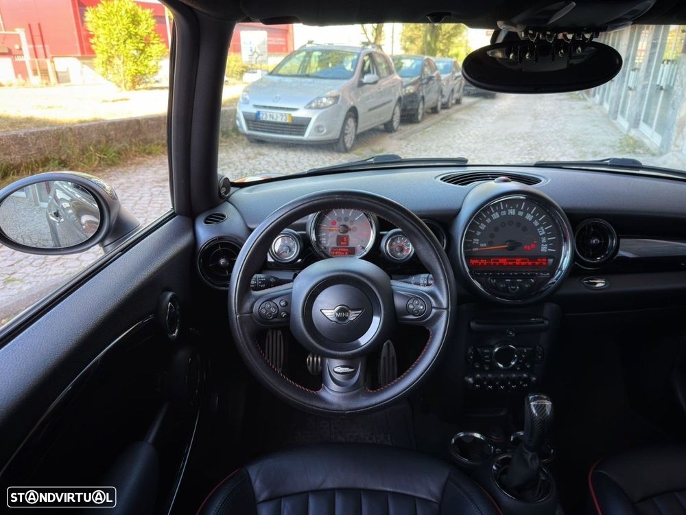 MINI 3 Portas John Cooper Works - 7