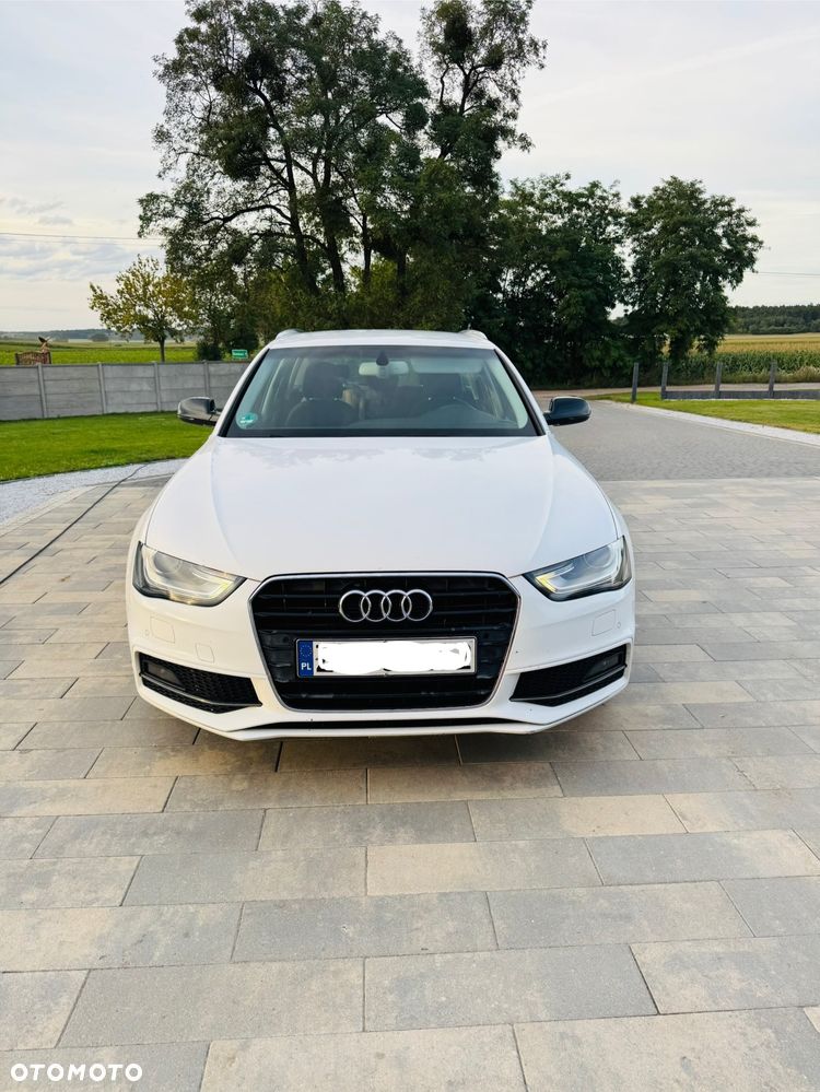 Audi A4 Avant 2.0 TDI DPF multitronic S line Sportpaket - 2