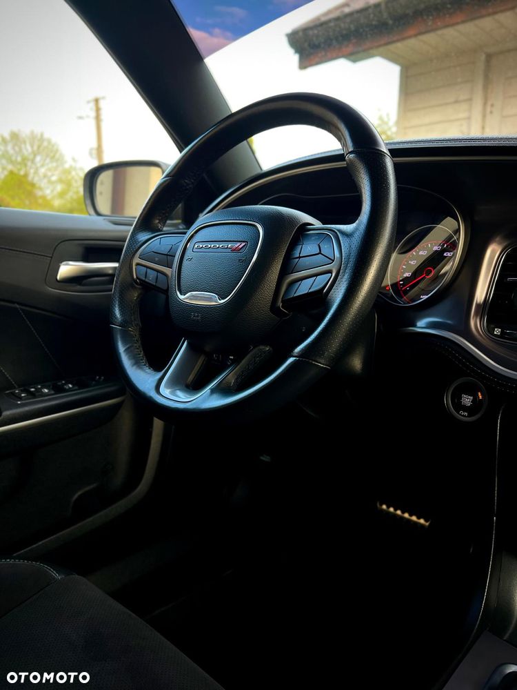 Dodge Charger 5.7 R/T - 22