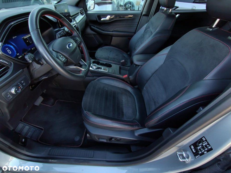 Ford Kuga 2.5 FHEV FWD ST-Line X eCVT - 17