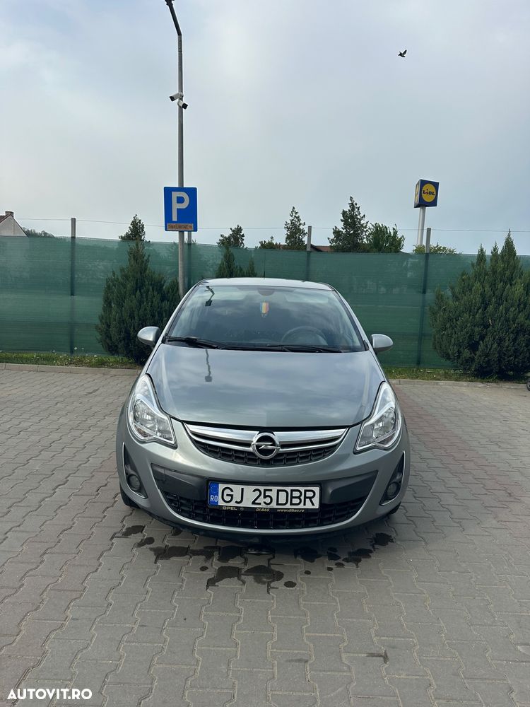 Opel Corsa - 2