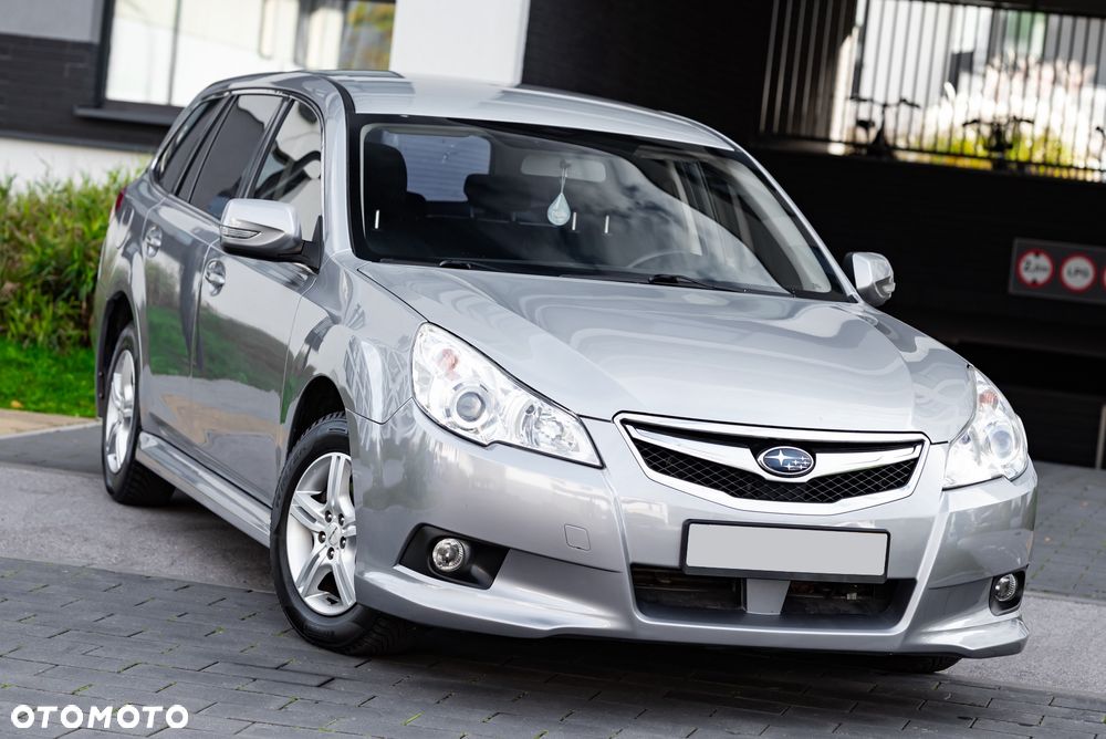Subaru Legacy 2.0i Trend - 4