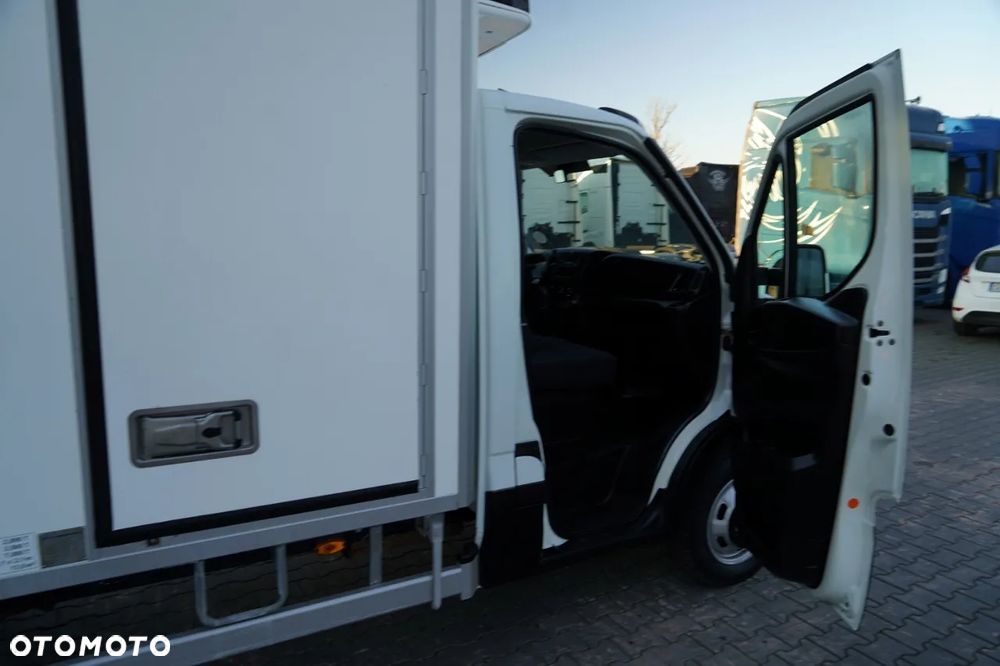 Iveco DAILY 35-130 / CHŁODNIA / AGREGAT CARRIER PULSOR 400 / - - 36