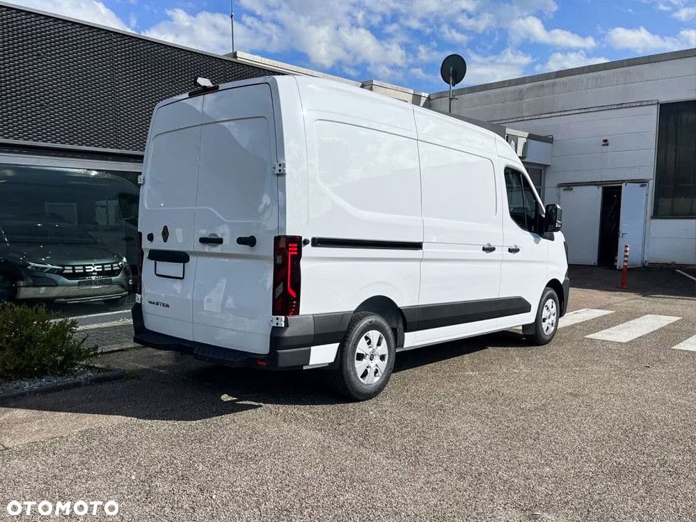 Renault Master Furgon EXTRA L2H2 2.0 130KM FWD - 5