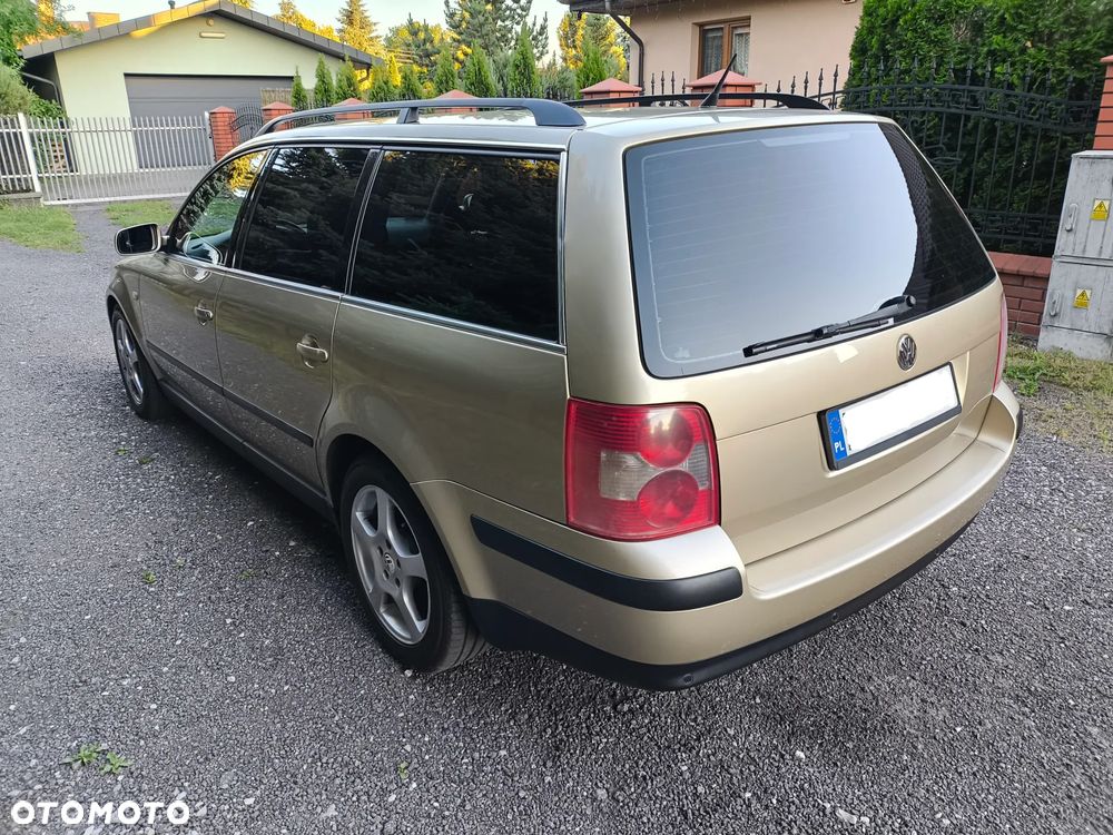 Volkswagen Passat 1.8T Comfortline - 3