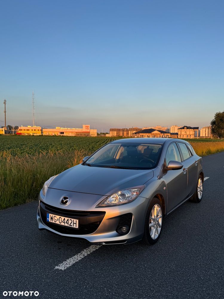 Mazda 3 1.6 Exclusive + - 1