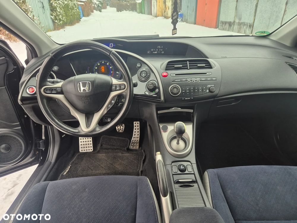 Honda Civic 1.8i-VTEC Sport - 9