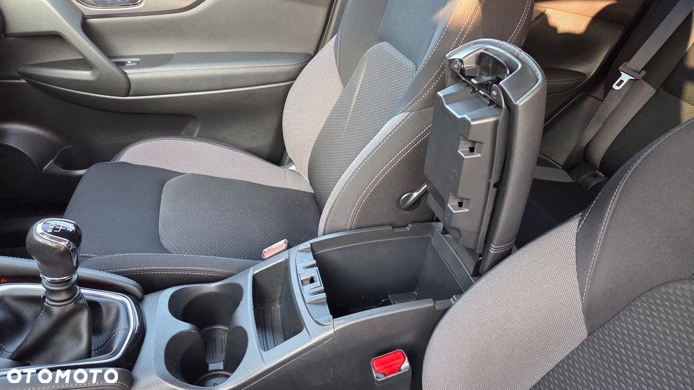 Nissan Qashqai 1.5 dCi N-CONNECTA - 35