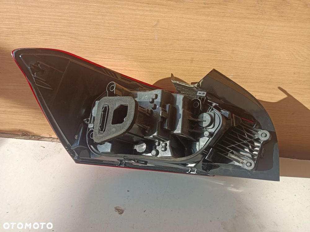 Lampa tylna prawa LED Seat Ibiza V 17-  21275602 - 7