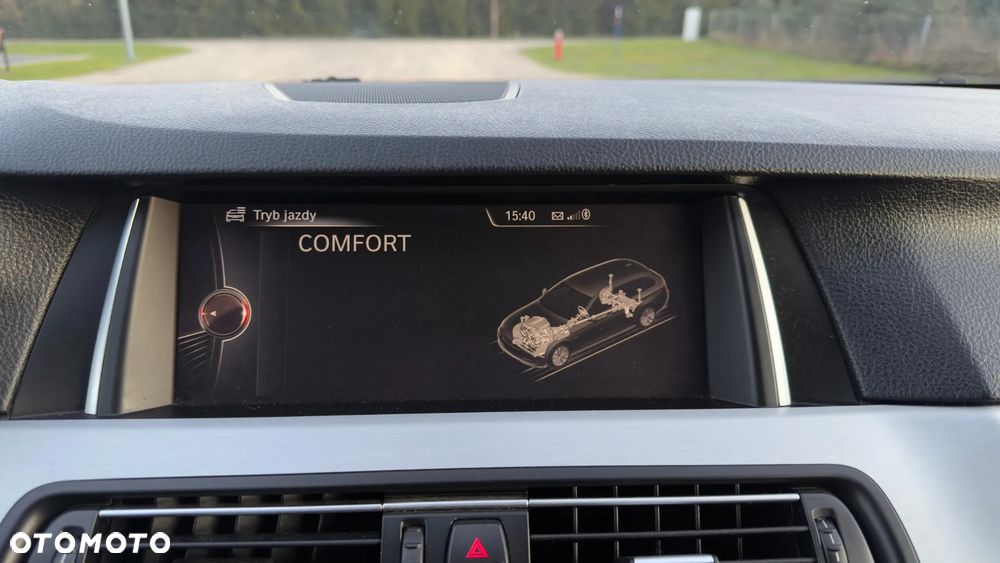 BMW Seria 5 520d xDrive Luxury Line - 33