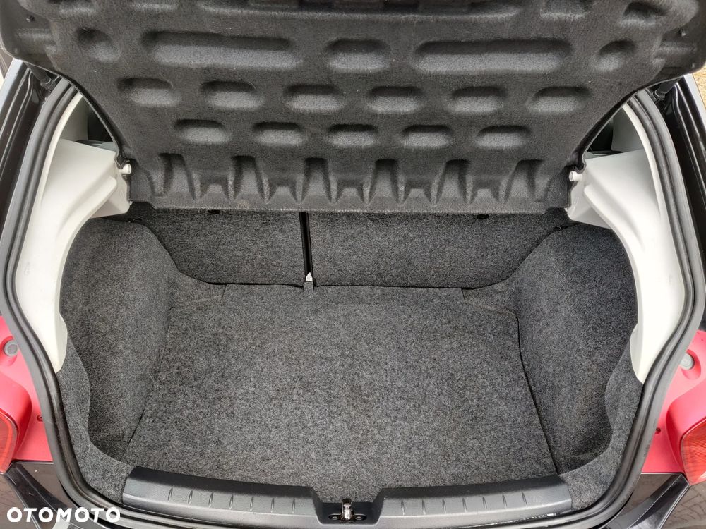 Seat Ibiza 1.6 16V Stylance - 24