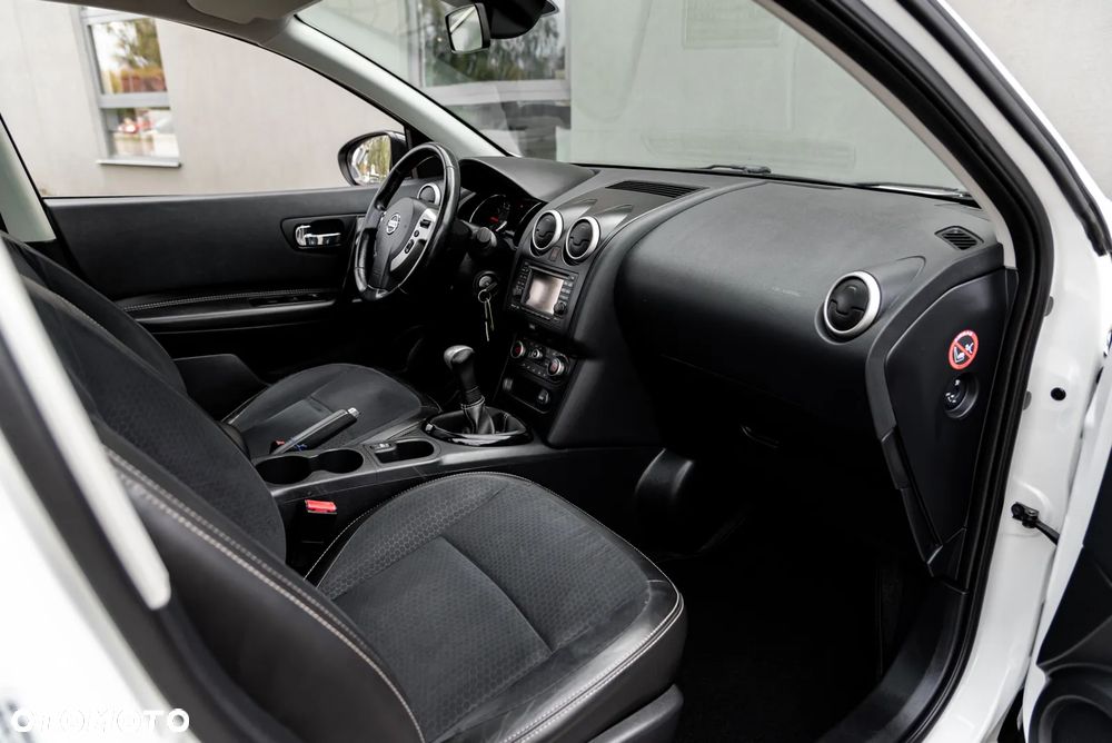 Nissan Qashqai - 24