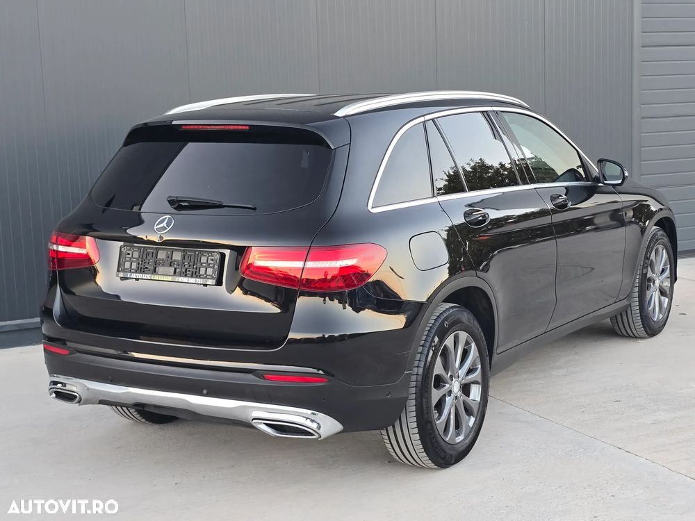 Mercedes-Benz GLC - 18