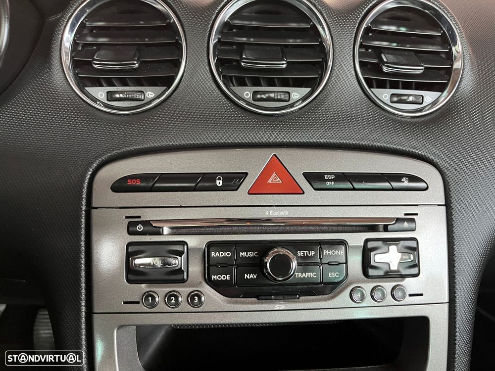 Peugeot 308 SW 1.6 e-HDi Allure CVM6 - 25