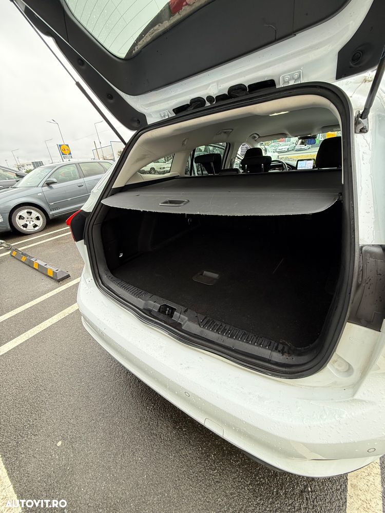 Ford Focus 1.5 EcoBlue Start-Stopp-System COOL&CONNECT - 10