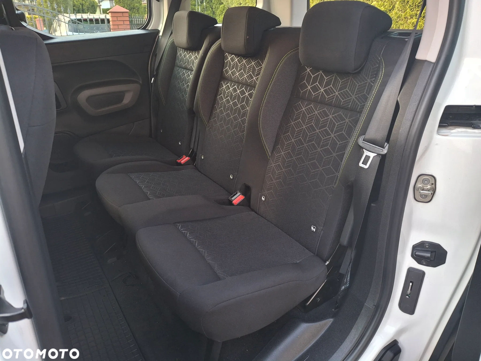 Peugeot Rifter 1.5 BlueHDI Active - 25