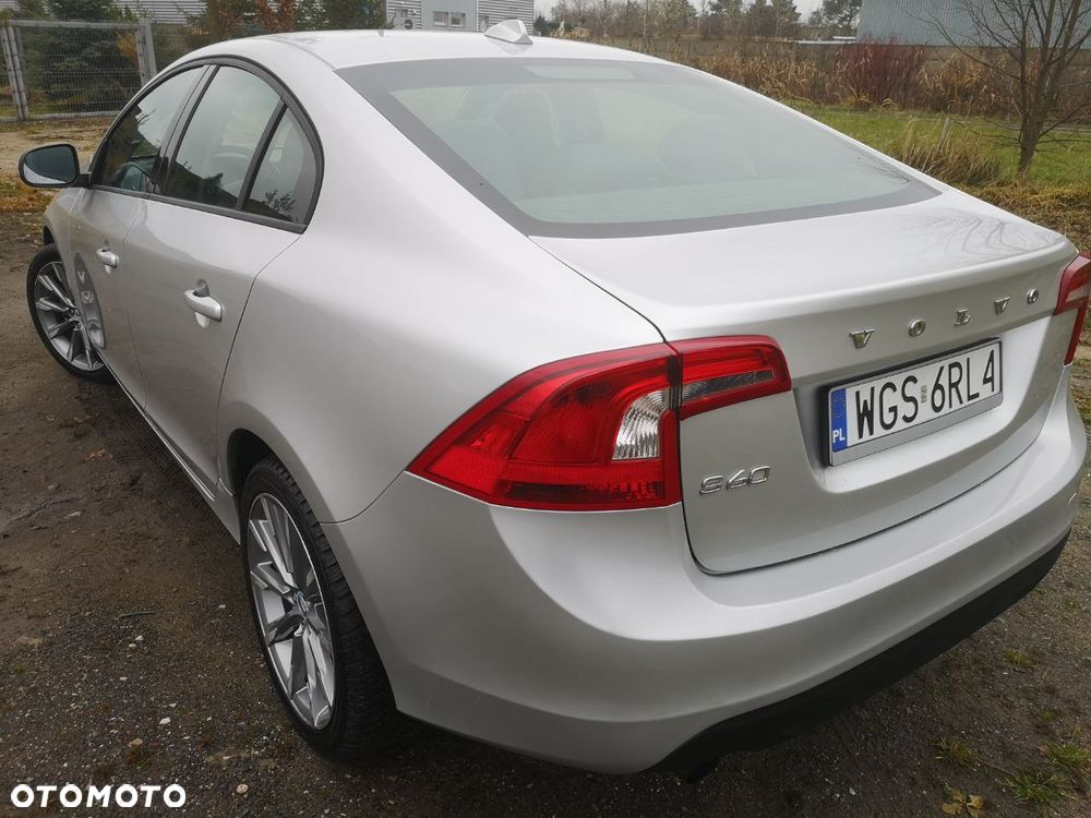 Volvo S60 DRIVe Momentum - 8