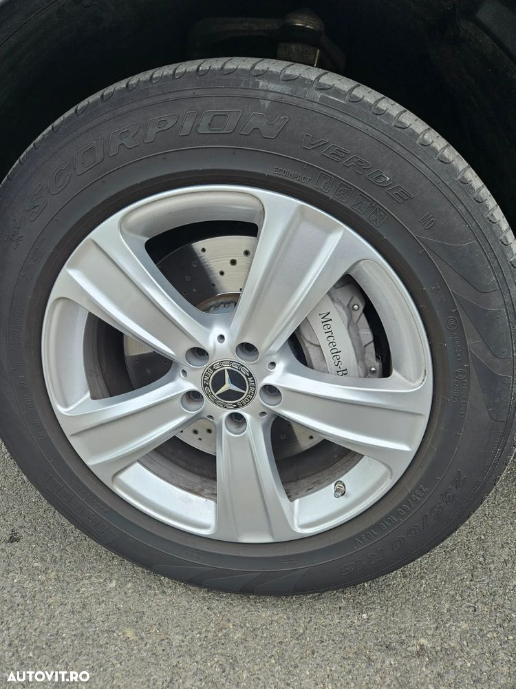 Mercedes-Benz GLC Coupe 300 e 4Matic 9G-TRONIC - 31