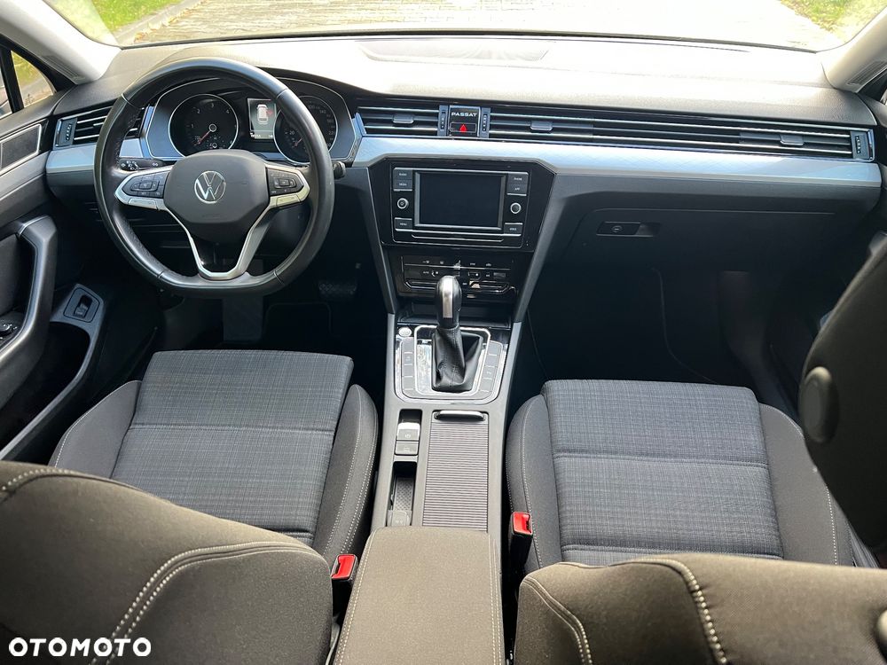 Volkswagen Passat 2.0 TDI EVO Business DSG - 23