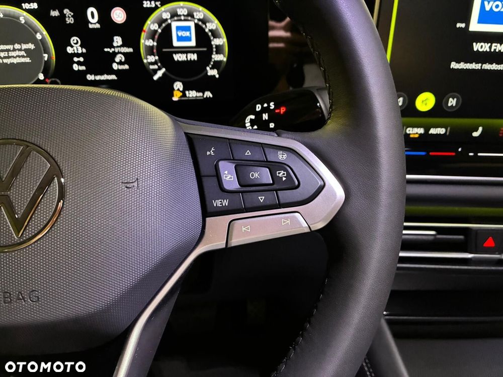 Volkswagen Tiguan - 16
