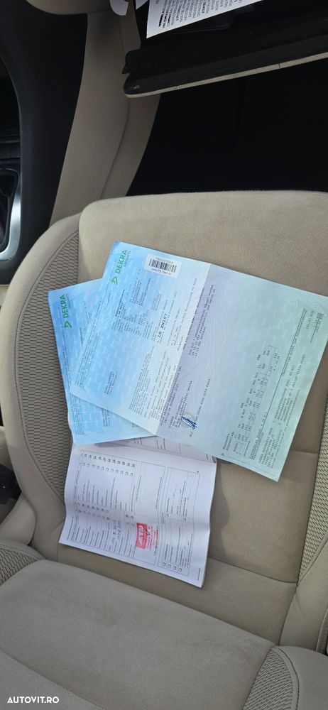 Volkswagen Golf 1.4 TSI BlueMotion Technology DSG Highline - 26