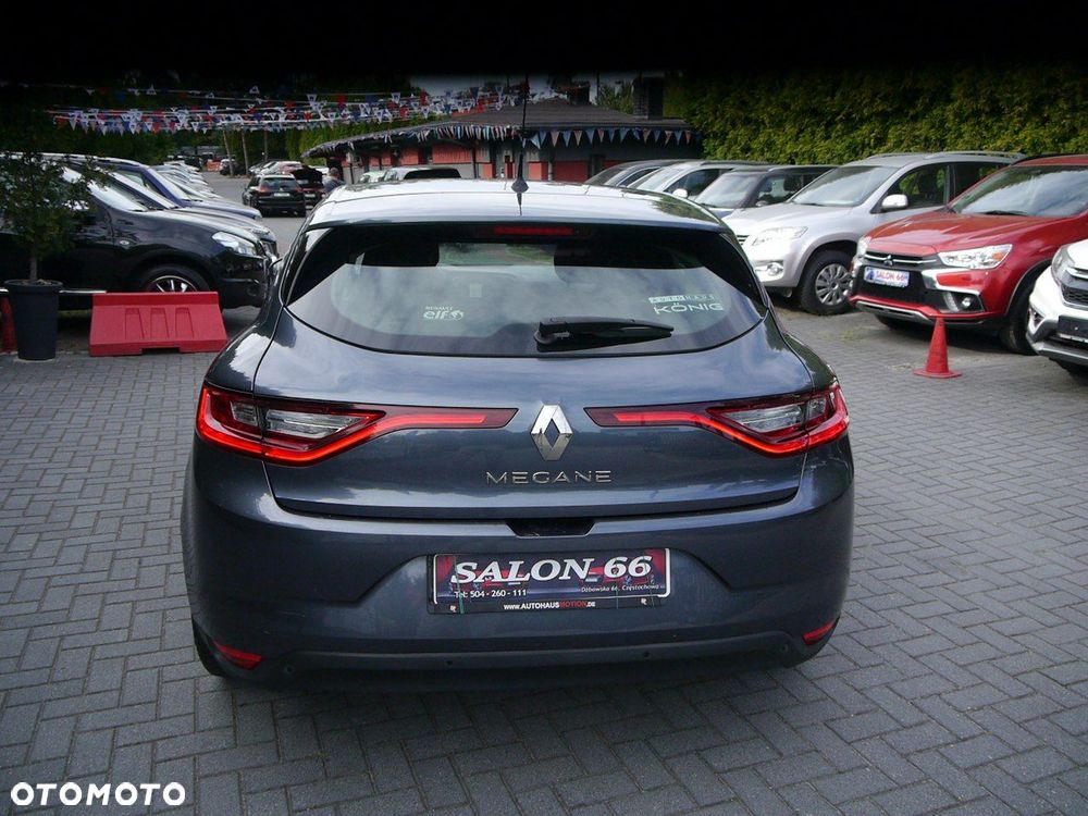 Renault Megane ENERGY TCe 140 EDC LIMITED - 17