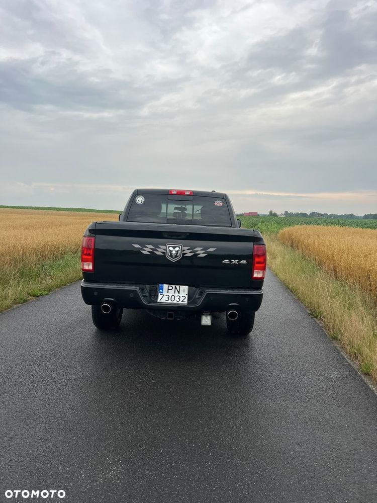 Dodge RAM - 4