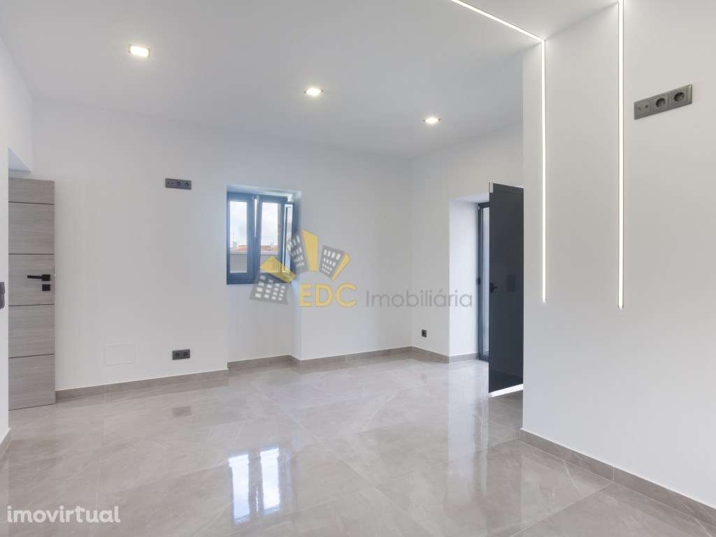 Moradia T2+1 | Localizada em São Domingos de Rana | Não perca a opo... - Grande imagem: 5/20