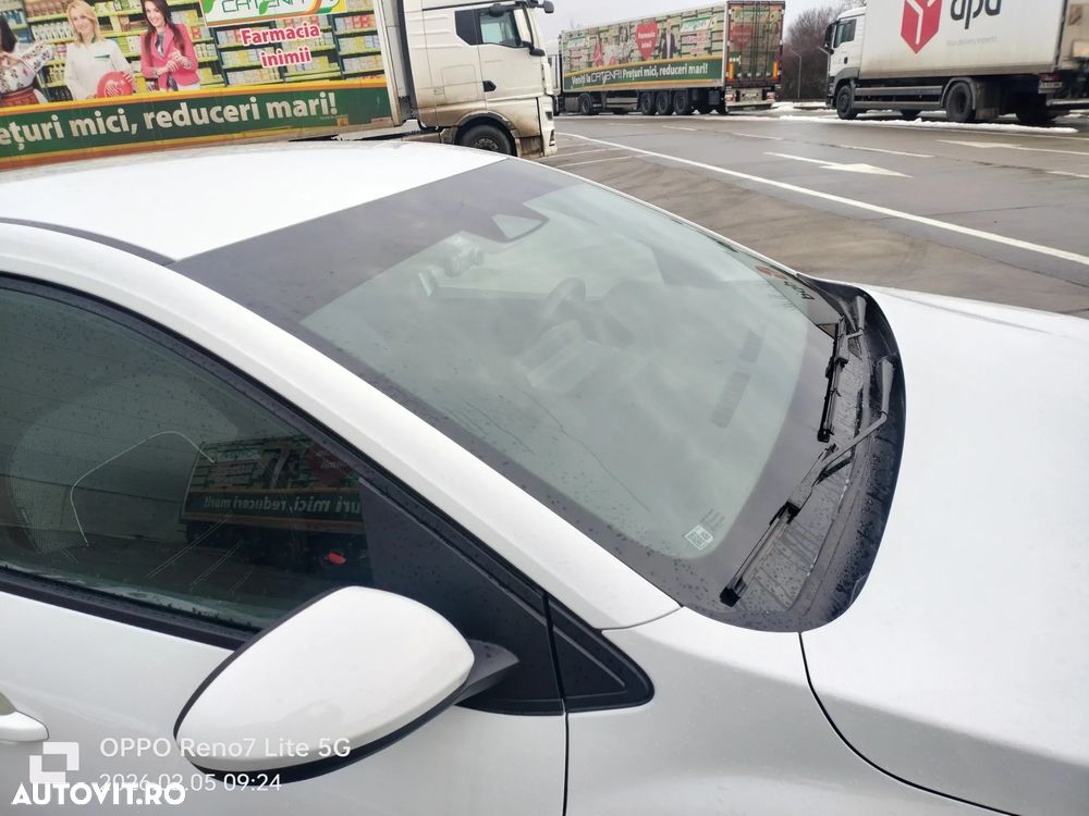 Dacia Logan TCe 90 MT6 Journey - 1