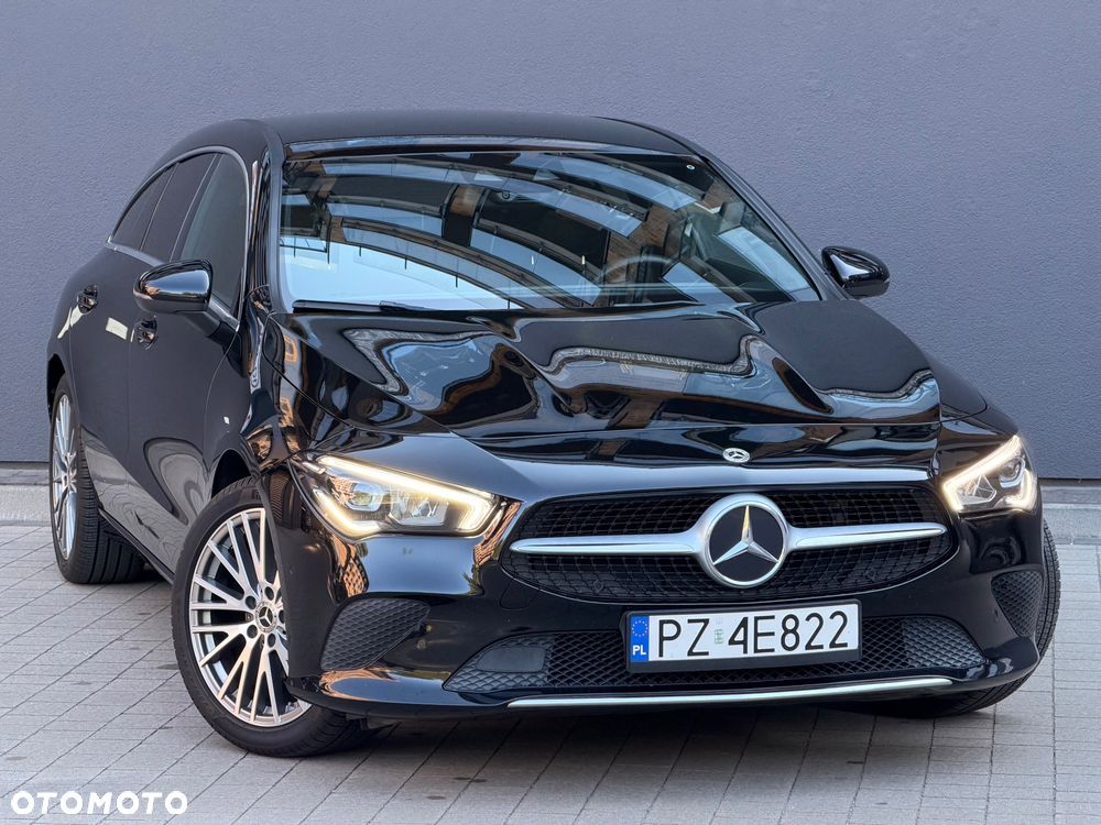 Mercedes-Benz CLA 180 - 4