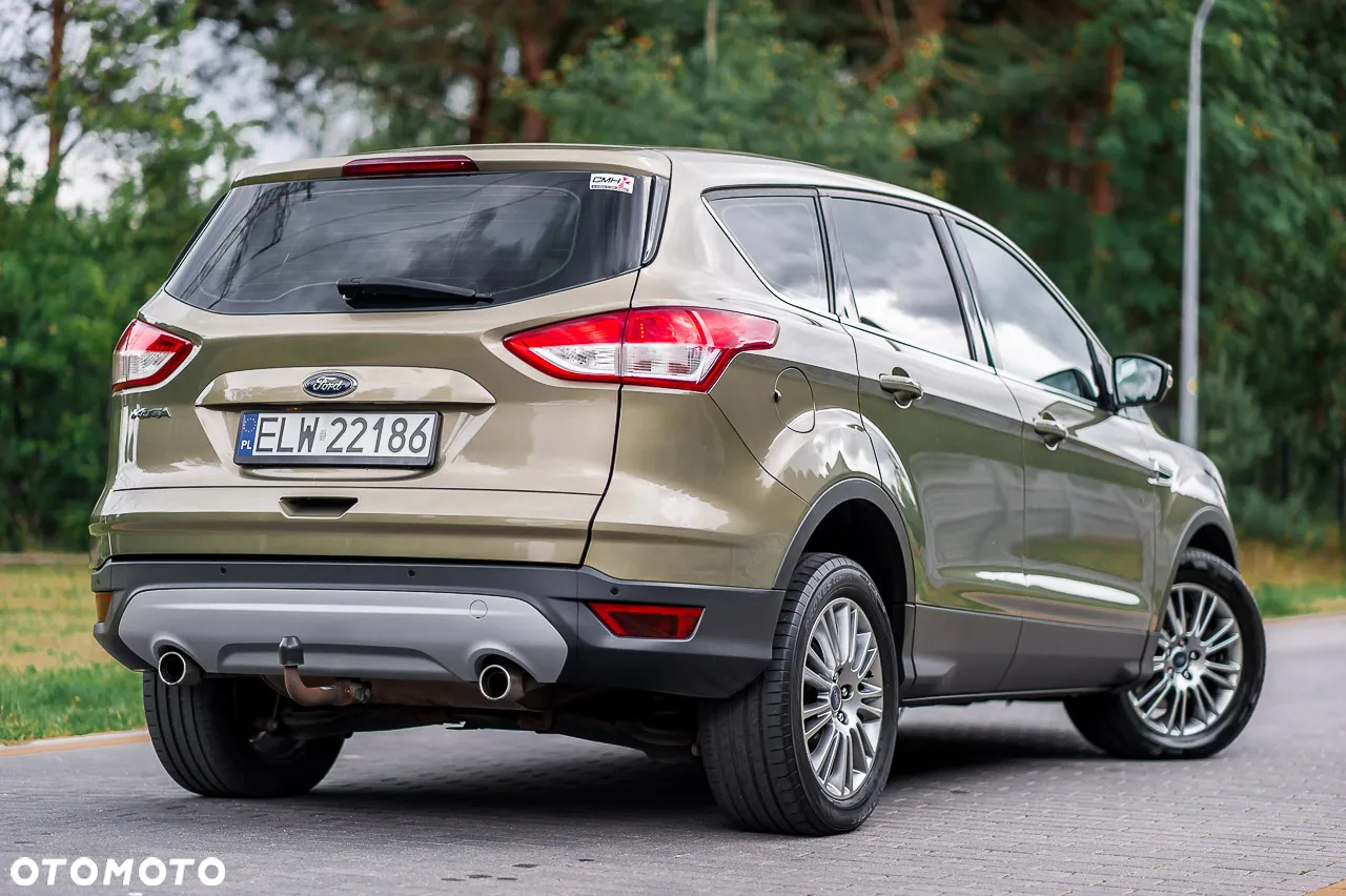Ford Kuga 2.0 TDCi 2x4 Titanium - 13