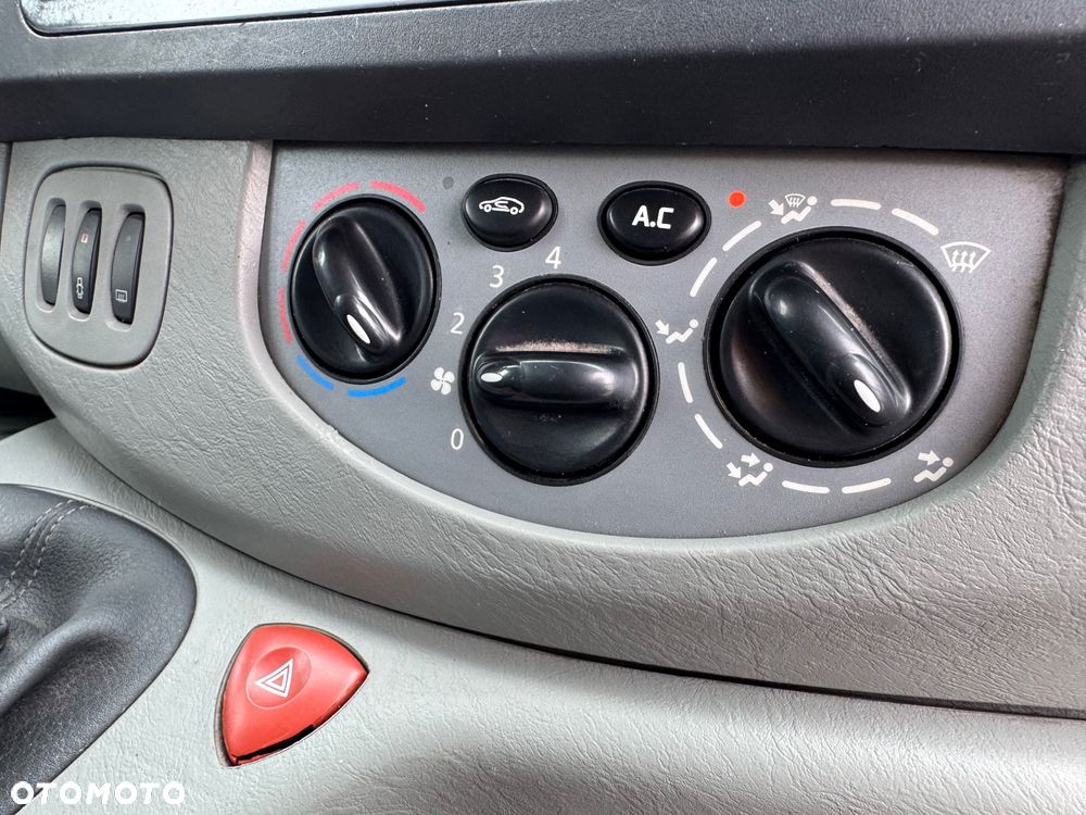 Renault Trafic L2H1 - 25